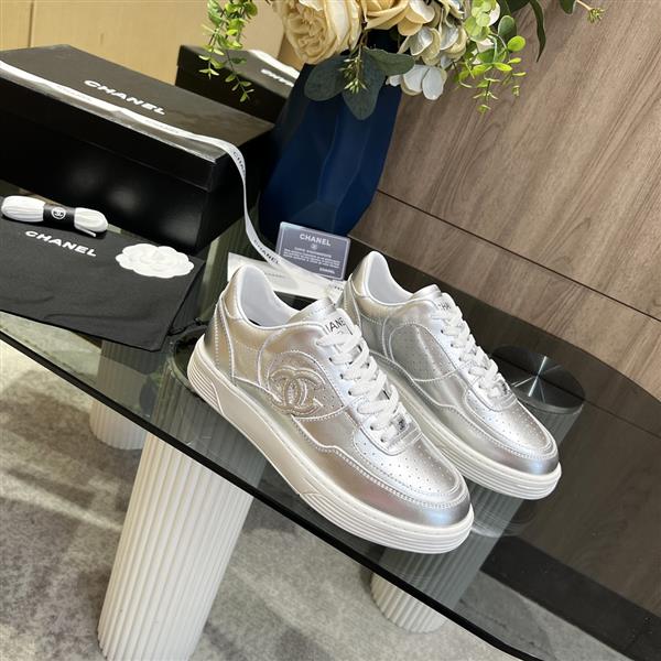 20243518523740 26024